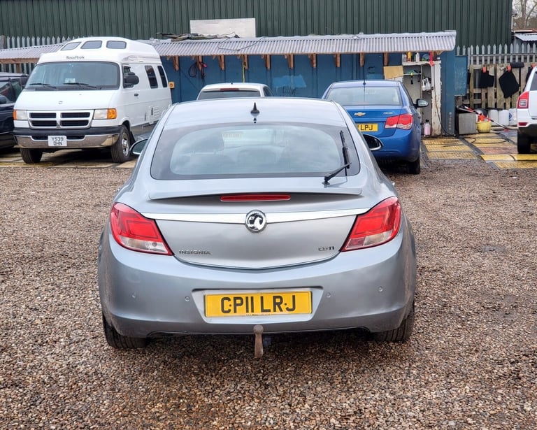 2011 VAUXHALL INSIGNIA 2.0 CDTI SRI NAV (160) 5 DOOR DIESEL MANUAL SILVER