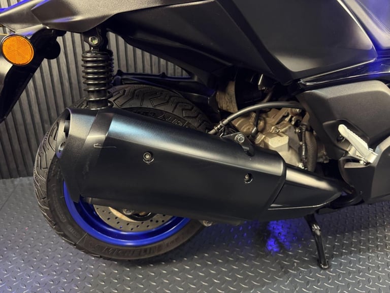2024 Yamaha XMAX 300 300 CVT V-belt Euro 5