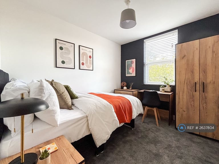 1 bedroom in Church Street, Westhoughton, Bolton, BL5 (#2637804)