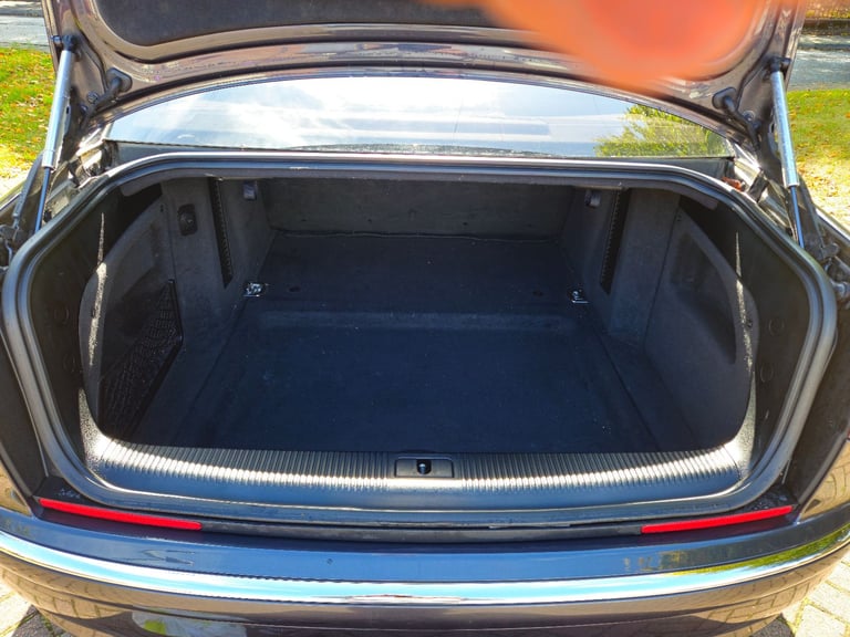 Audi, A8, Saloon, 2008, Semi-Auto, 2967 (cc), 4 doors