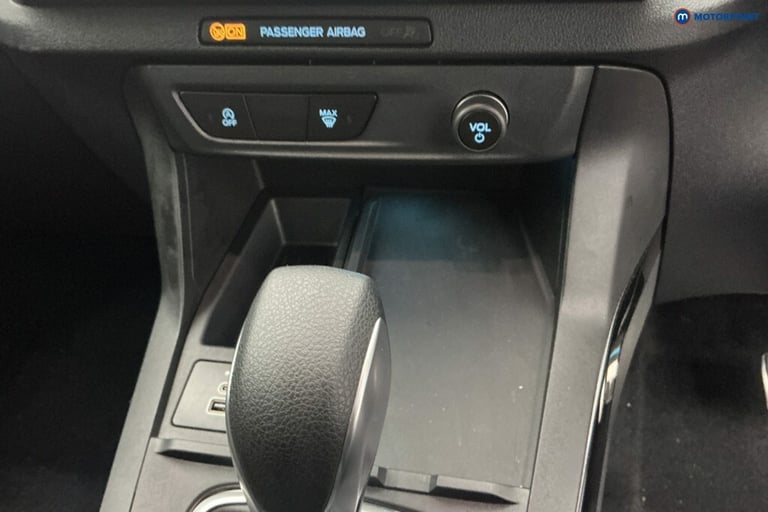 2025 Ford Puma 1.0 EcoBoost Hybrid mHEV ST-Line 5dr DCT HATCHBACK PETROL Automatic