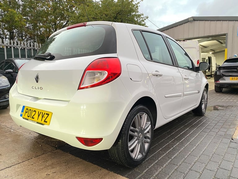 2012 Renault Clio 1.2 Dynamique TomTom Euro 5 5dr HATCHBACK Petrol Manual