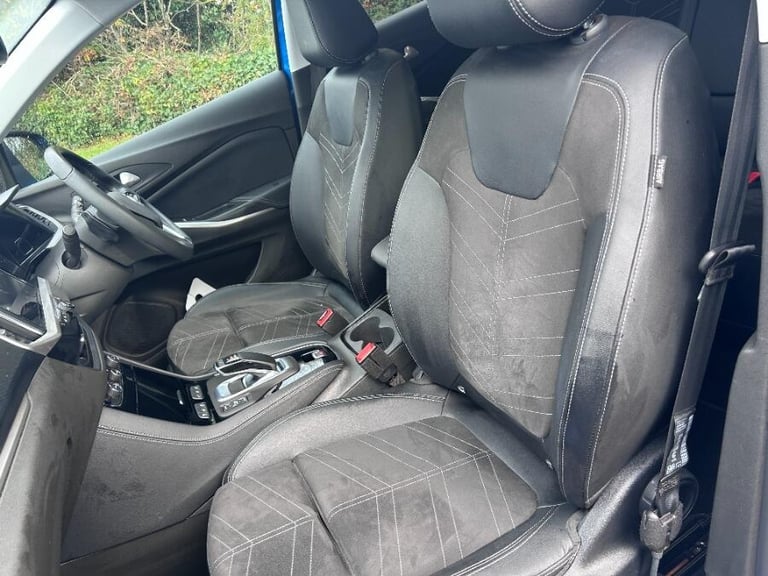 2023 Vauxhall Crossland X 1.6 14.2kwh Ultimate Suv 5dr Petrol Plug In Hybrid Auto Euro 6 (s/s) (2...