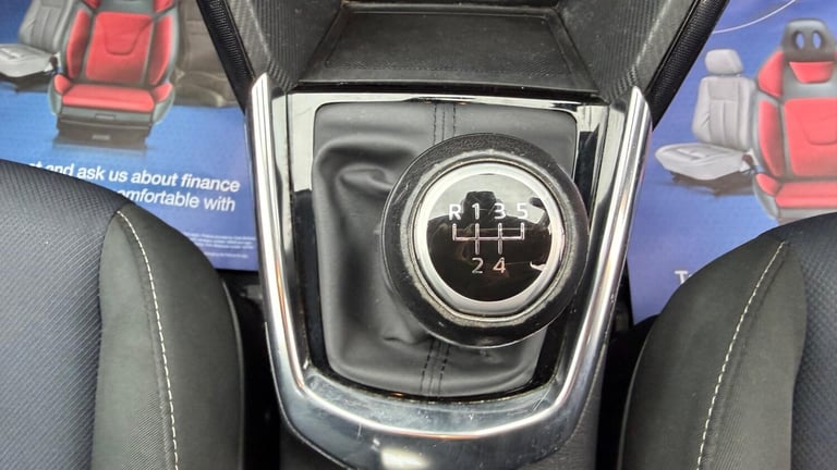 2015 Mazda Mazda2 1.5 SKYACTIV-G SE-L Euro 6 (s/s) 5dr Hatchback Petrol Manual