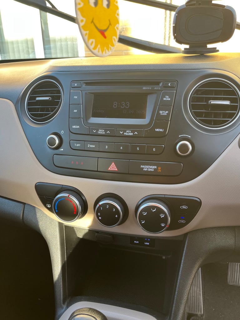 Hyundai, I10, Hatchback, 2015, Manual, 998 (cc), 5 doors