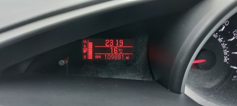 Automatic Toyota, VERSO, MPV, 2014, 1798 (cc)