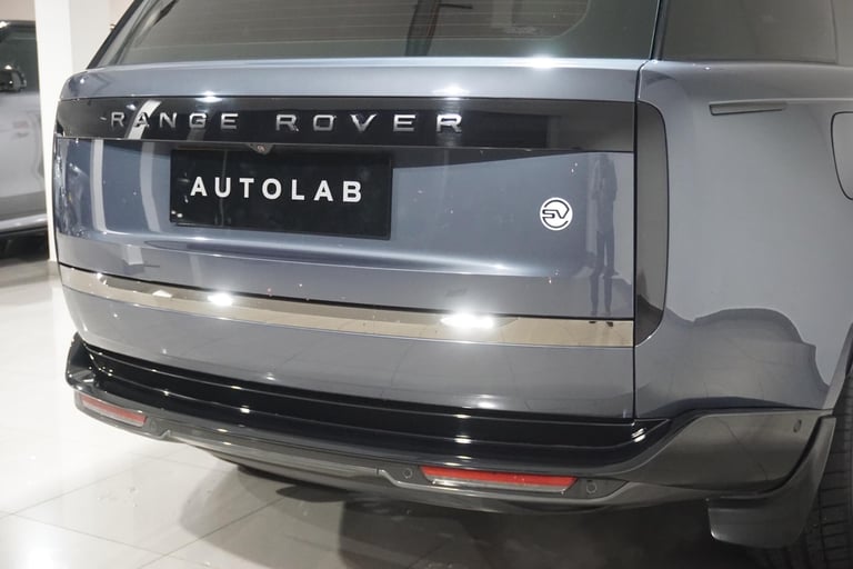 2023 Land Rover Range Rover 3.0 P550e 38.2kWh SV SUV 5dr Petrol Plug-in Hybrid Auto 4WD Euro 6 (s...