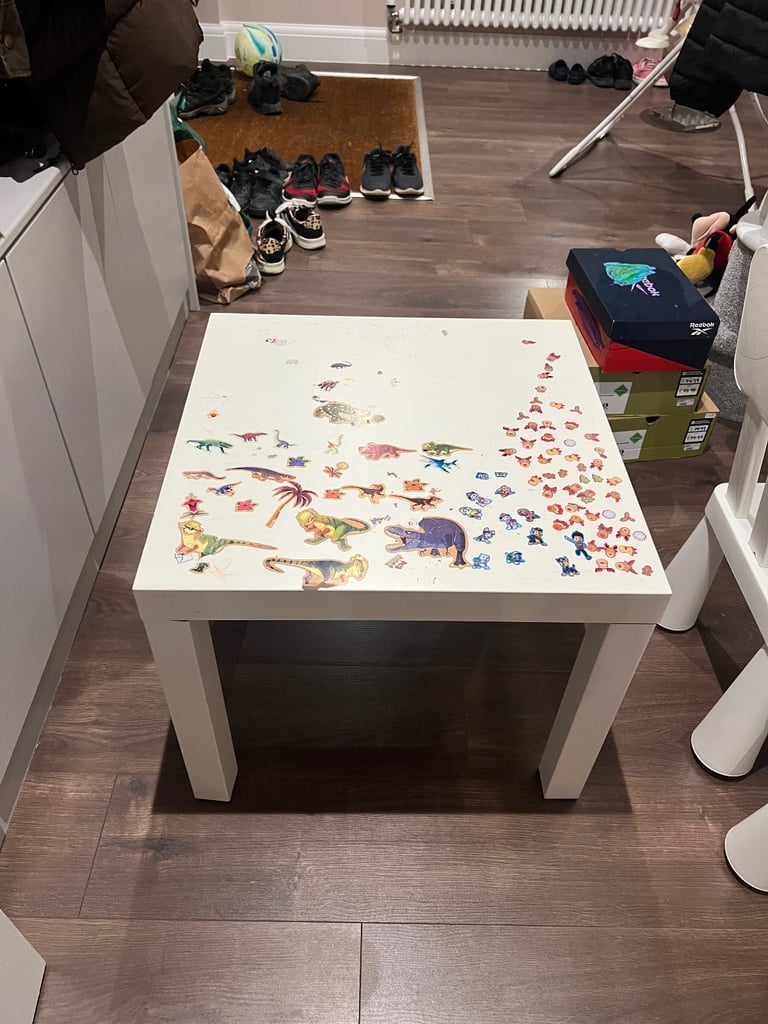 Free kids table and 2 chairs