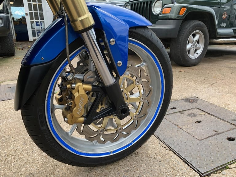 2007 Triumph Tiger 1050 ADVENTURE STYLE MOTORCYCLE WITH IMPECCABLE S/HISTORY 