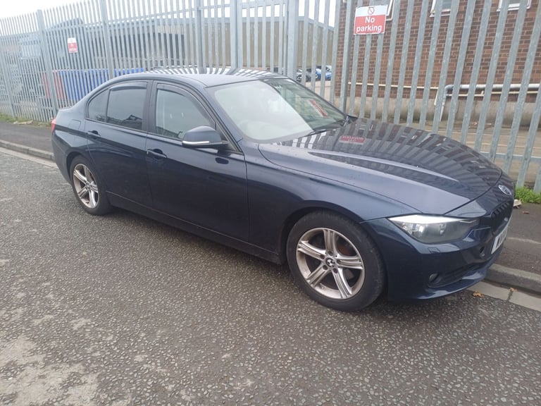 image for Bmw 320d x drive 2014 spares or repair lovely car 