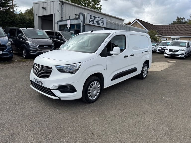 2021 Vauxhall Combo 1.5 Turbo D 2300 Sportive Panel Van 6dr Diesel Manual L2 H1 Euro 6 (100 ps) P...