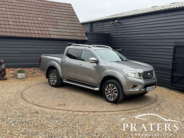 2019 Nissan Navara Double Cab Pick Up Tekna 2.3dCi 190 4WD Auto PICK UP DIESEL Automatic