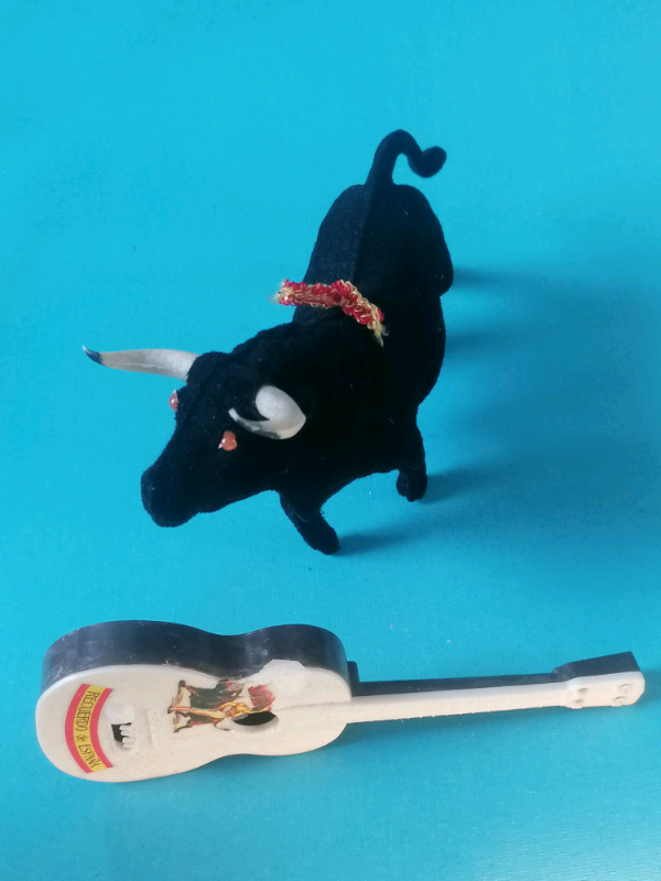 Vintage Bull figurine, Paper mache figurine, Vintage decor figurine. 
