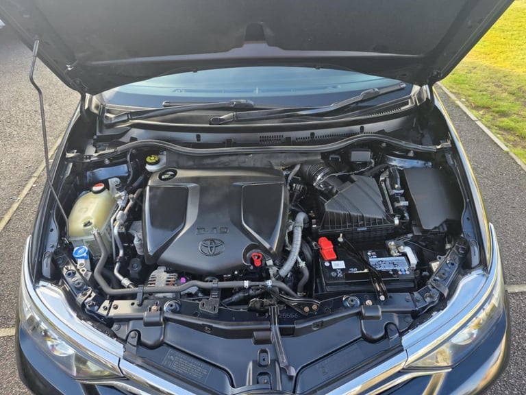 2017 EXCELLENT TOYOTA AURIS DIESEL-LOW DIESEL MILES-ULEZ FREE-FULL SERVICE HISTORY