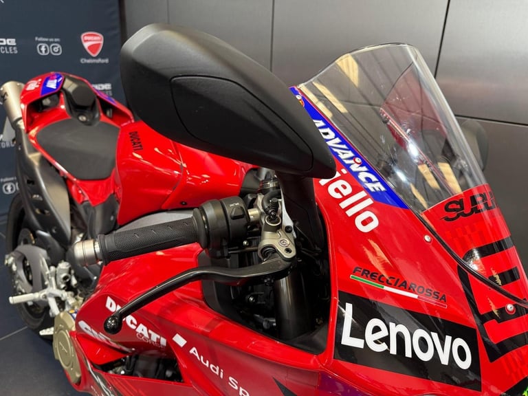 2025 Ducati Panigale V4 1103 Ducati Quick Shift up/down 2.0 Euro 5