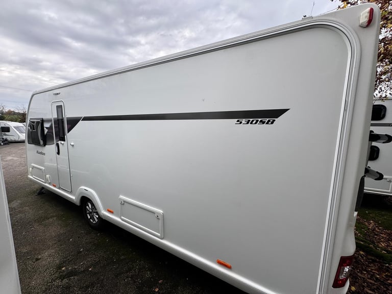 SWIFT KUDOS 530 SB 2018 MODEL 4 BERTH FIXED ISLAND BED TOURING CARAVAN