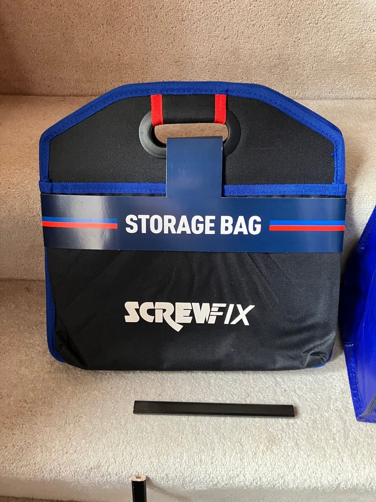 Screwfix storage bag/beanie hat/pencils/Erbauer screwdriver/Turbo gold screws. New