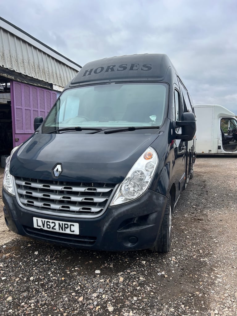 Renault Master 3.5T horse box Van 2012