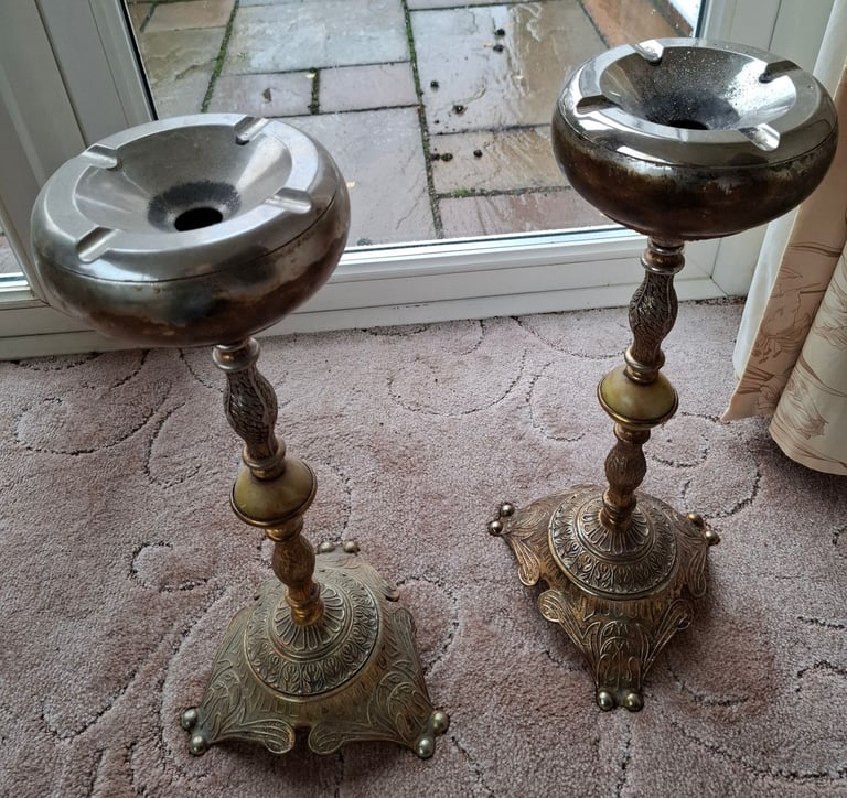 Vintage pair gentlemans club ashtrays / plant stands