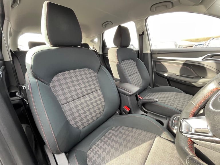 2020 MG MG ZS 1.5 VTi-TECH Excite Euro 6 (s/s) 5dr HATCHBACK Petrol Manual