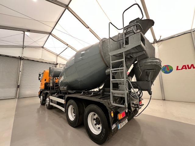 Hino 700 3241 8x4 Cement Mixer