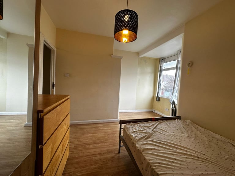 🏠 Lovely 3 bedroom house-convenient location