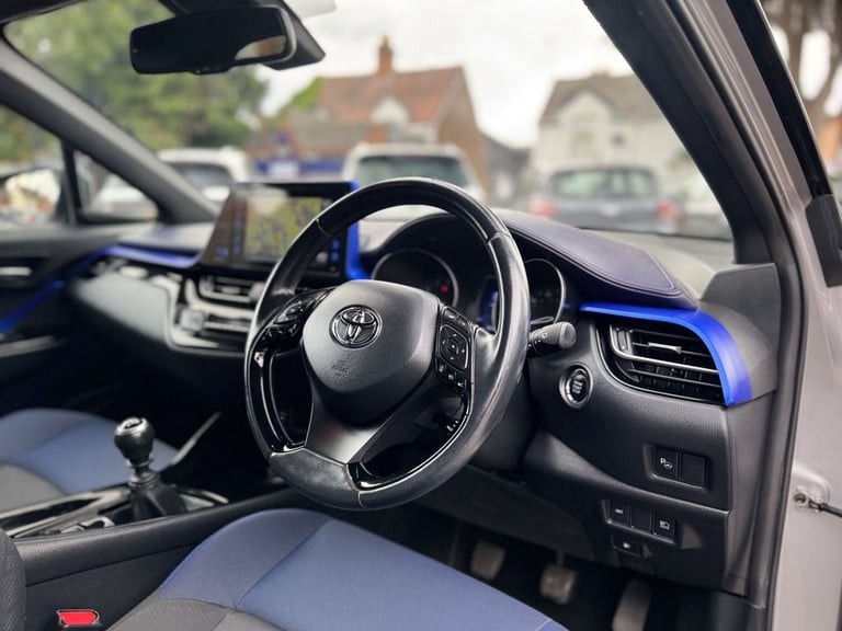 2018 Toyota C-HR 1.2T Dynamic 5dr HATCHBACK PETROL Manual