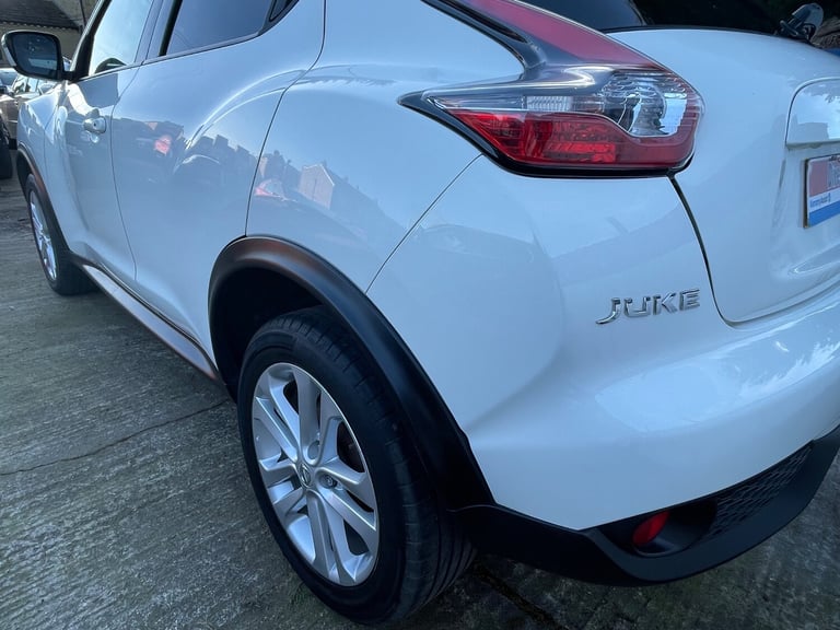 2016 Nissan Juke 1.2 DIG-T N-CONNECTA PETROL 5-Door Petrol