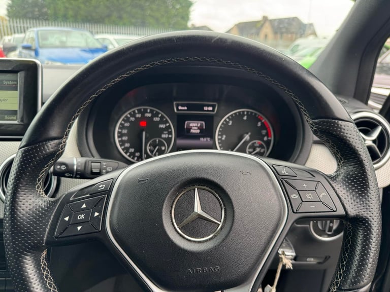 Mercedes-Benz, B CLASS, £35 year road taxMPV, 2014, Manual, 1461 (cc), 5 doors