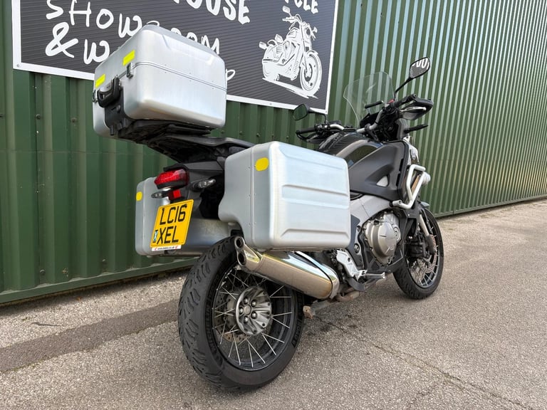 Honda Crosstourer 1200 VFR1200XE 2016 One Owner Full Luggage 26k FSH