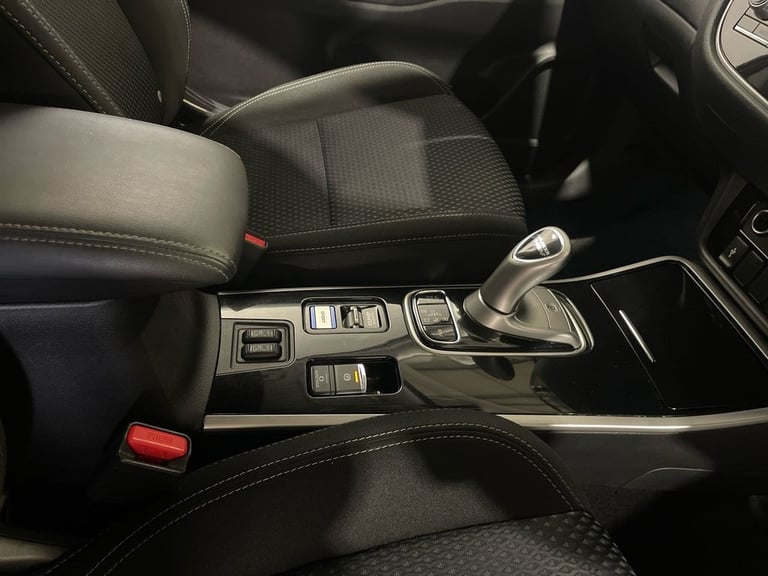 2020 20 MITSUBISHI OUTLANDER 2.4H TWINMOTOR 13.8KWH DESIGN SUV 5DR PETROL PLUG-I