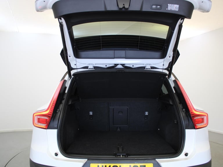 2021 Volvo XC40 P8 Recharge 300kW 78kWh First Edition 5dr AWD Auto 4x4 Electric Automatic