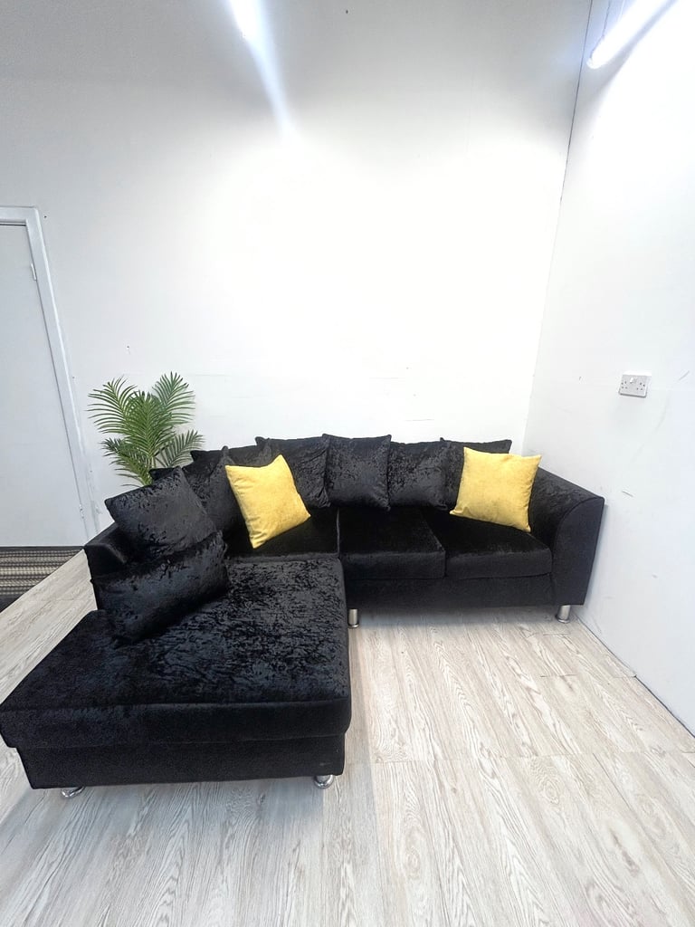 Black Crushed Velvet Corner Sofa DELIVERY AVAILABLE!!