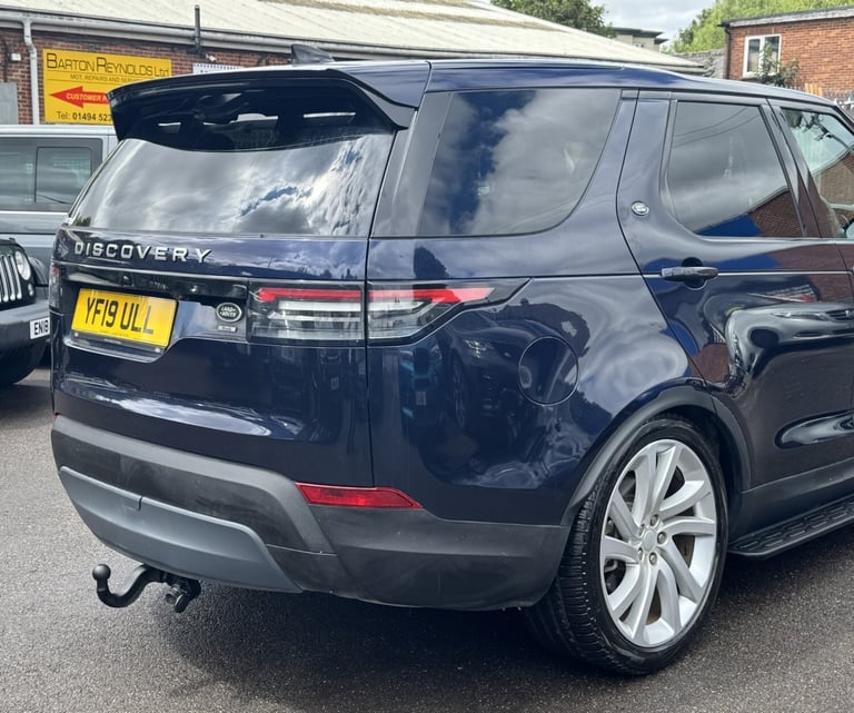 LAND ROVER DISCOVERY 3.0 SD V6 Anniversary Edition SUV 5dr Diesel Auto 4WD Euro 