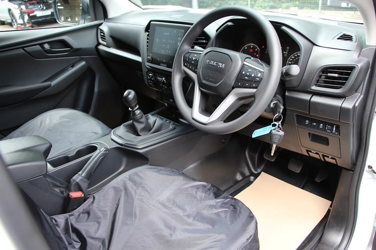 2025 Isuzu D-Max TD Utility Diff Lock Extended Cab 4x4 [205] (FREE MAINLAND UK DELIVERY !!) Pick ...