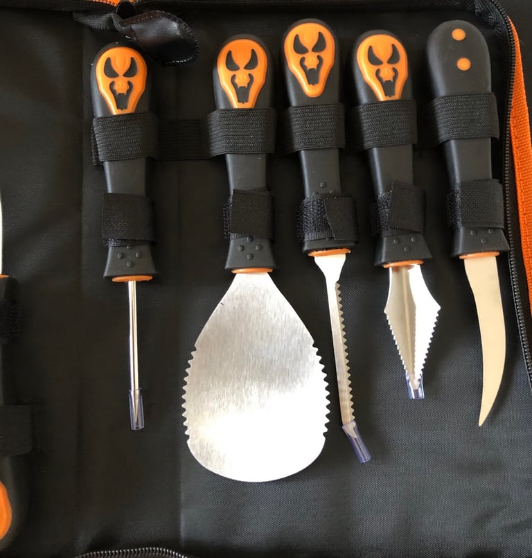 Pumpkin carving tools 