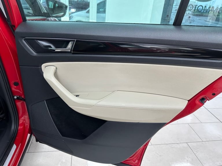 2019 Skoda Kodiaq 2.0 TDI Laurin &amp; Klement SUV 5dr Diesel DSG 4WD Euro 6 (s/s) (7 Seat) (190 ...