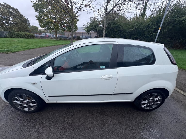 Fiat, PUNTO EVO, Hatchback, 2011, Manual, 1368 (cc),3 doors - Image 5