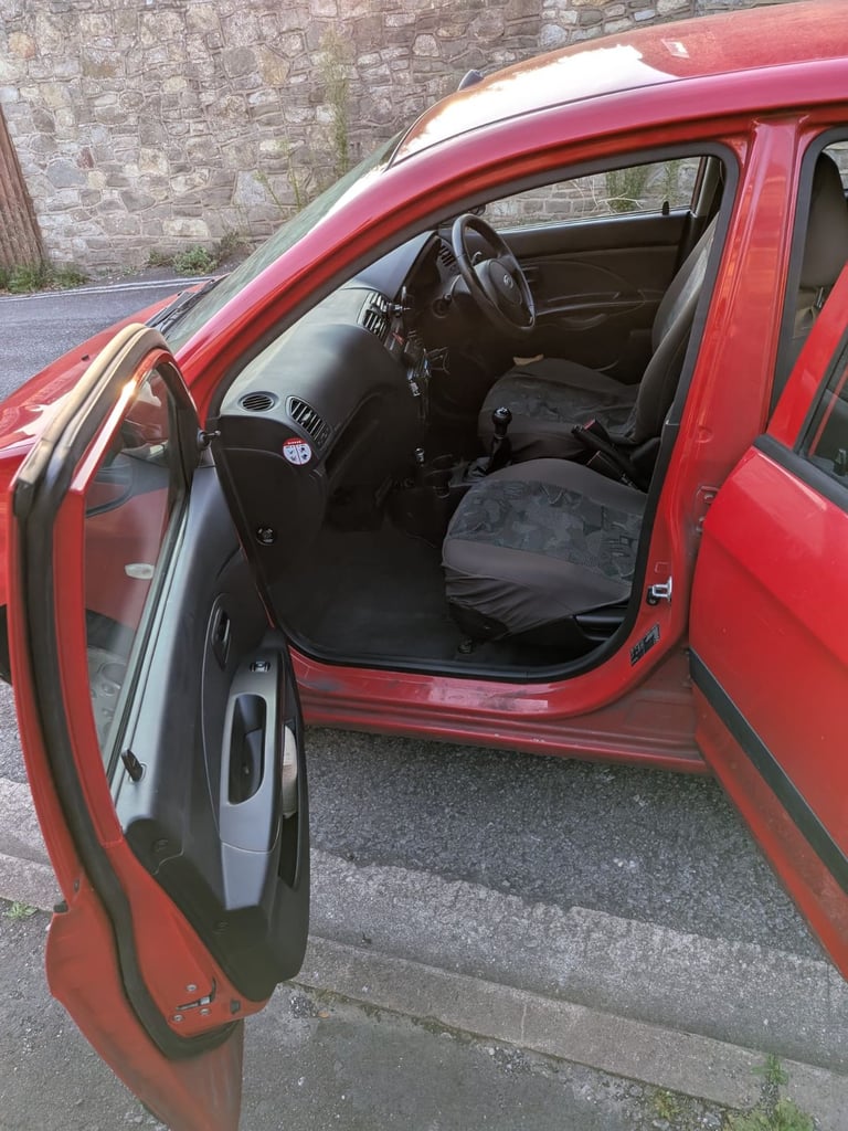 Red Kia PICANTO Strike, Hatchback, 2010, Manual, 1086 (cc), 5 doors