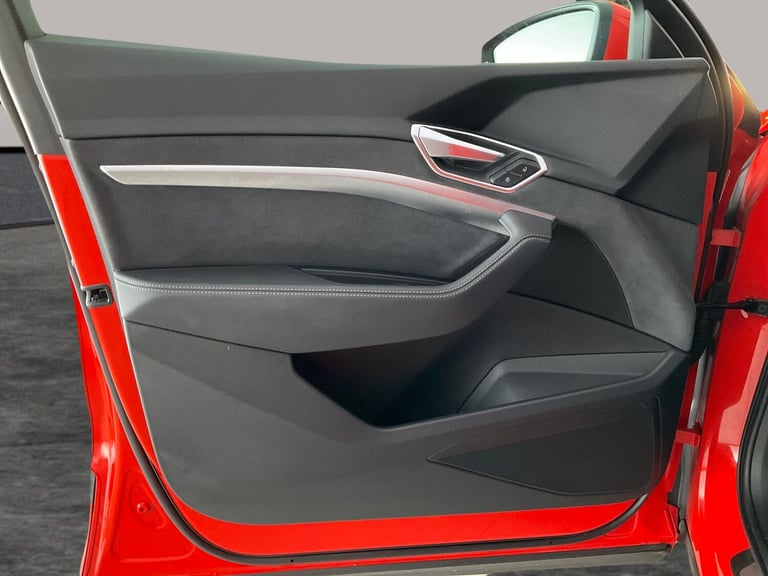 2022 Audi e-tron 300kW 55 Quattro 95kWh S Line 5dr Auto ESTATE ELECTRIC Automatic