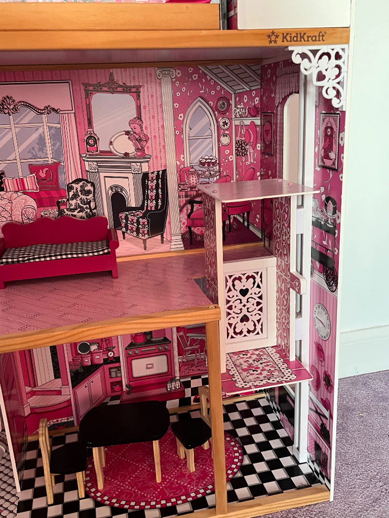 image for Kidkraft Amelia Dollshouse