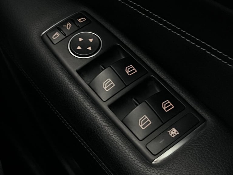 2016 Mercedes-Benz E Class E220 BlueTEC AMG Line Premium 2dr 7G-Tronic CONVERTIBLE DIESEL Automatic