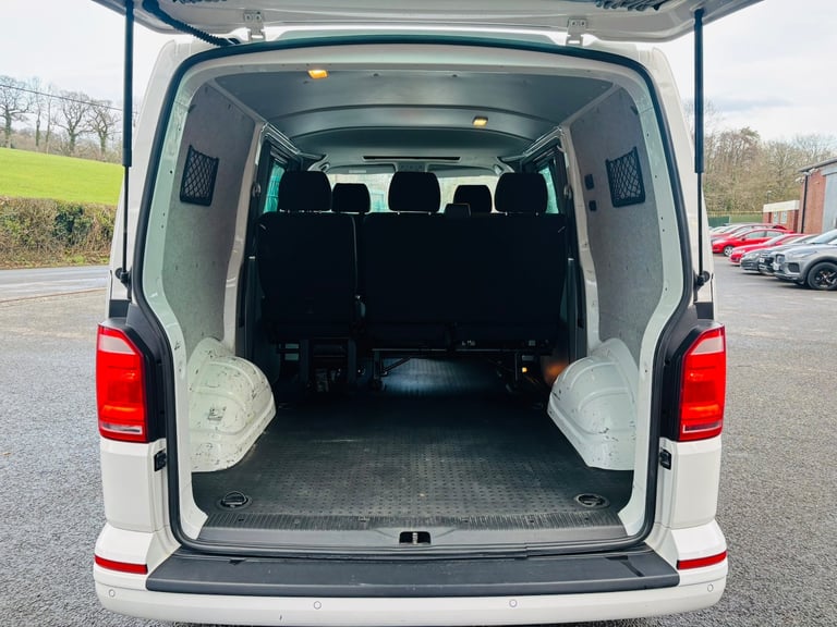 2017 Volkswagen Transporter 2.0 BiTDI T32 BlueMotion Tech Window Van 4dr Diesel