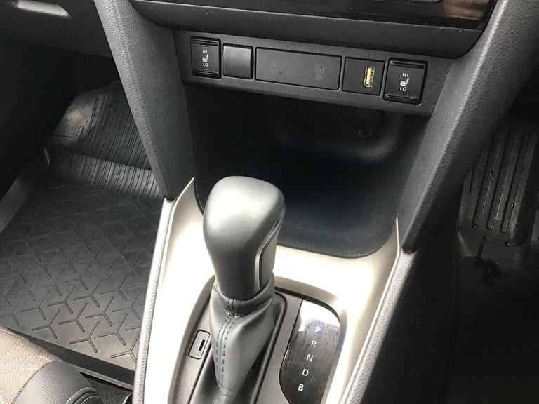  Toyota Yaris Cross 1.5 VVT-h Excel SUV 5dr Petrol Hybrid E-CVT Euro 6 (s/s) (116 ps) Petrol/Elec...