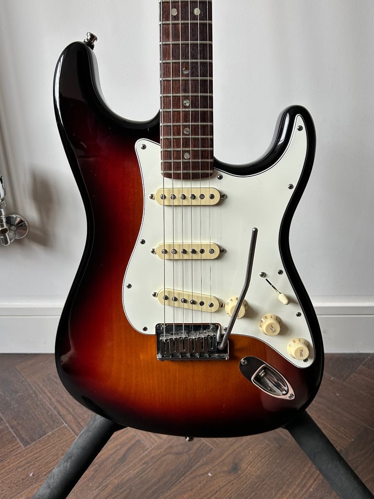 Fender American Deluxe Stratocaster with Upgrade