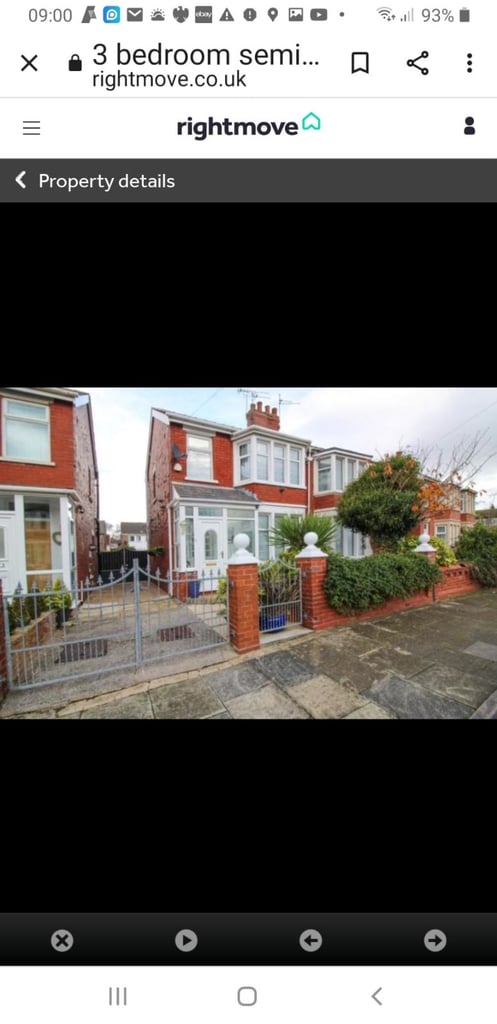 HOSPITAL STAFF Couple wanted ALL BILLS INCLUDED  ideally nurses for nursing household