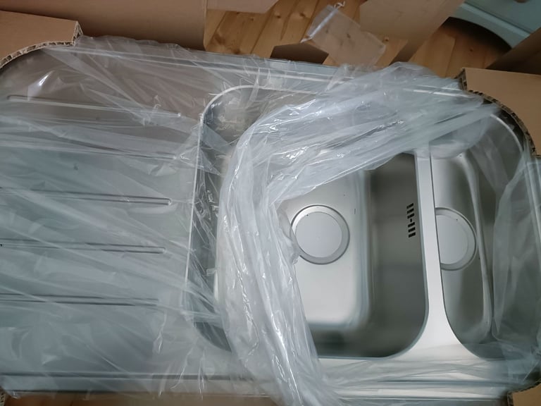 Kitchen sink 