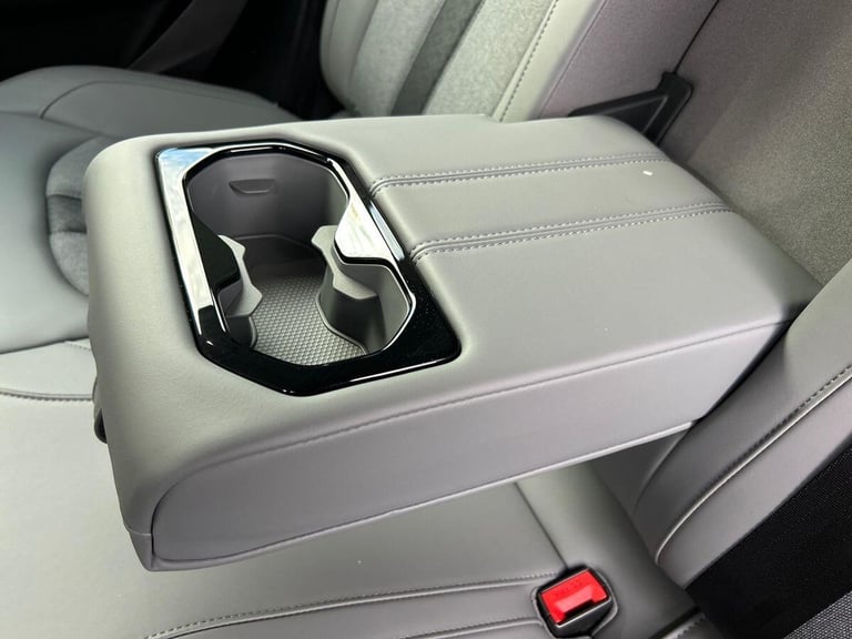 2025 MG MG S5 64kWh Trophy Long Range SUV 5dr Electric Auto (231 ps) SUV ELECTRIC Automatic