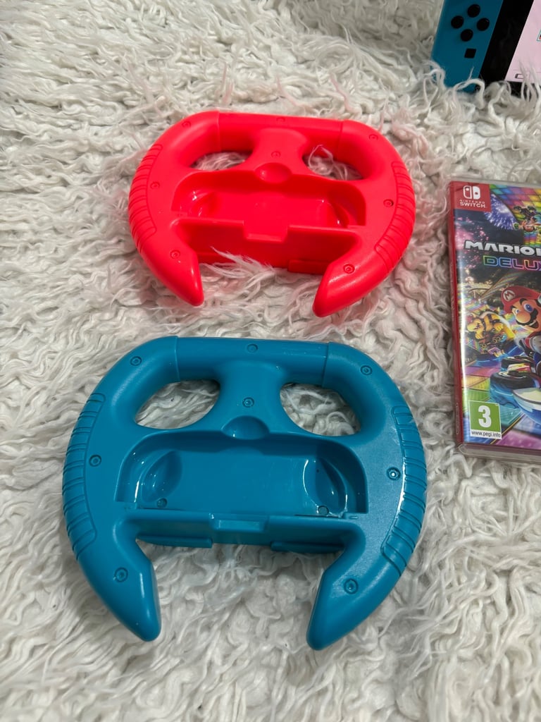 Nintendo Switch V2 + Mariokart