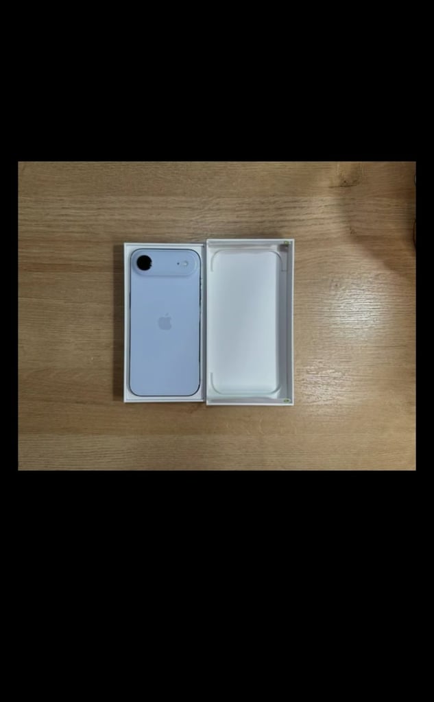 iPhone air 1TB £980 unlocked with Apple Warranty